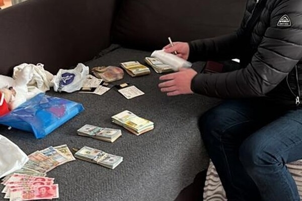 За $35 тысяч хотел "отмазать" подчиненного от тюрьмы: СБУ задержала заместителя главы Одесской ОВА