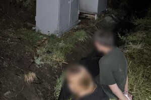 В Одессе двое парней и 15-летняя девочка по заказу ФСБ поджигали релейные шкафы: им грозит пожизненное