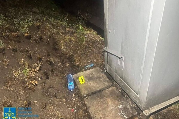 В Одессе двое парней и 15-летняя девочка по заказу ФСБ поджигали релейные шкафы: им грозит пожизненное