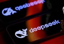 Китайский DeepSeek обвинён в передаче данных владельцу TikTok