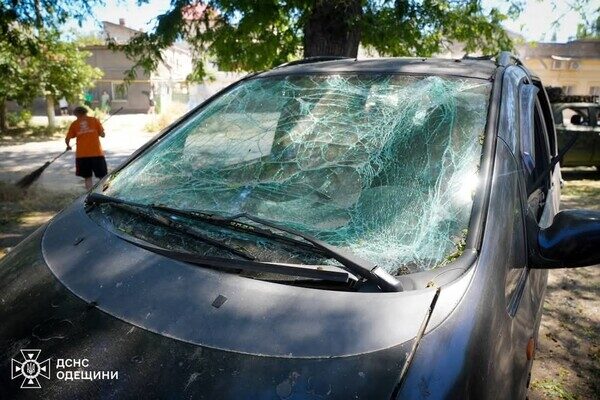 Повреждения гражданских объектов и более десятка раненых: последствия дроновой атаки на Одессу Повреждения гражданских объектов и более десятка раненых: последствия дроновой атаки на Одессу