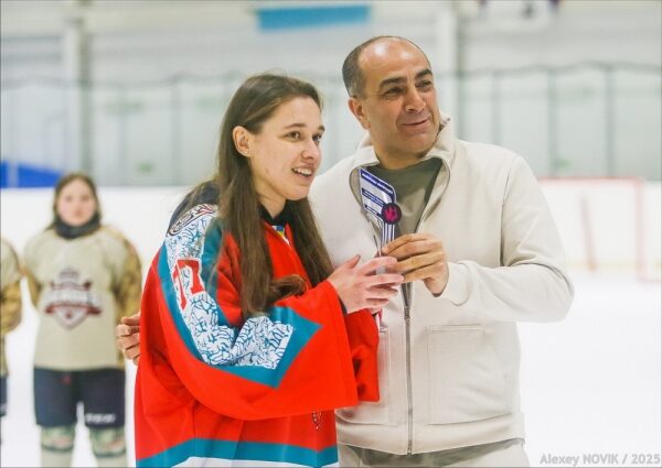 Хокей. Одеська жіноча команда вдруге поспіль стала призером чемпіонату України