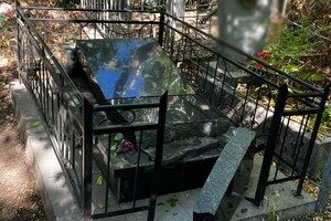 В Одессе на одном из кладбищ повредили памятники