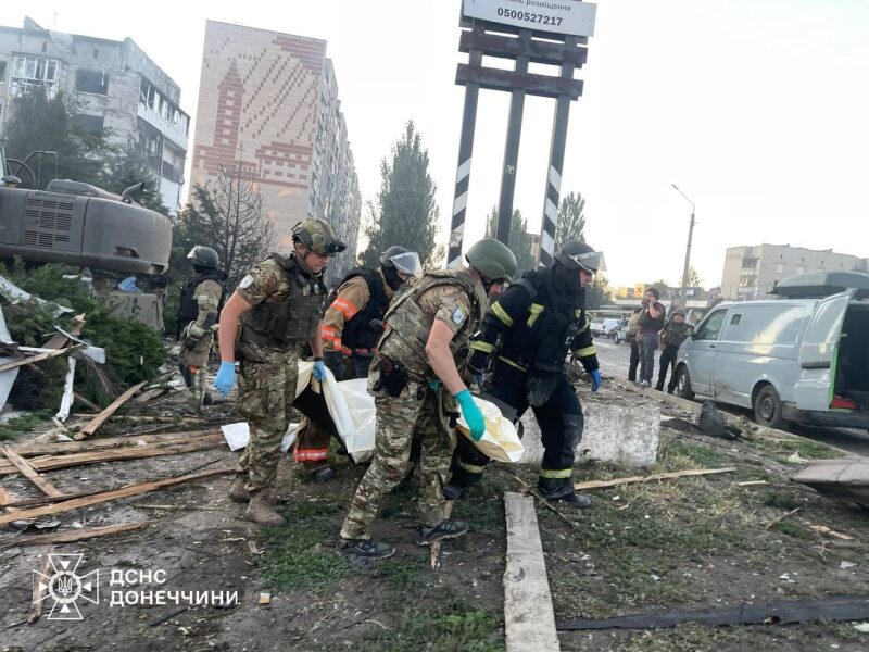 Вночі росіяни масовано атакували Дніпро безпілотниками (фото)