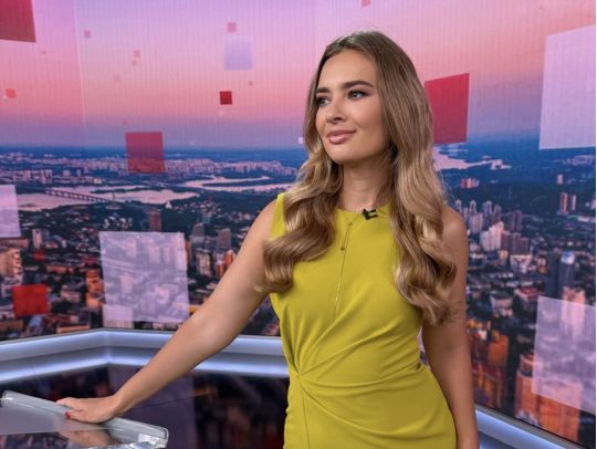 &laquo;Задньої частини авто немає&raquo;: відома українська телеведуча потрапила у&nbsp;ДТП разом зі&nbsp;своєю маленькою дитиною