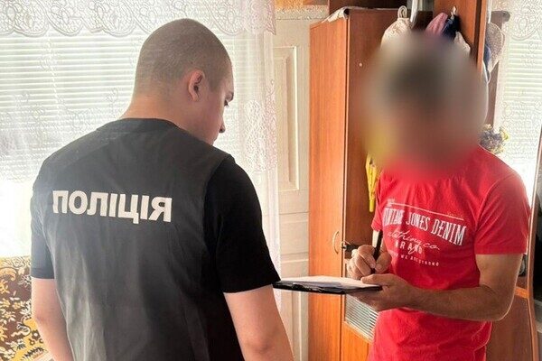 Квартиры умерших и кредиты под фиктивные залоги: в Одессе разоблачили мошенников