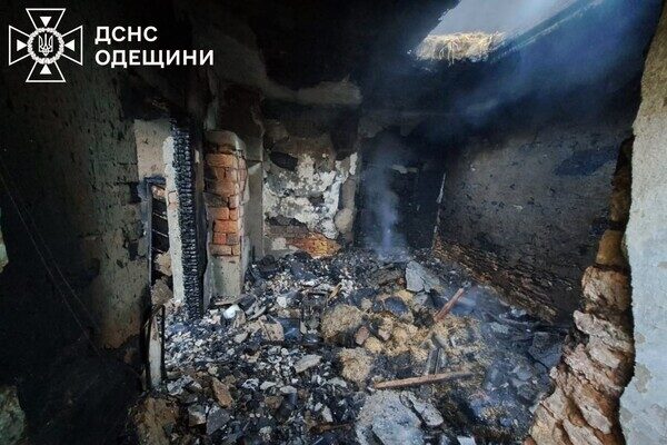 Смертельный пожар в Одесской области: в доме обнаружили тела двух человек Смертельный пожар в Одесской области: в доме обнаружили тела двух человек