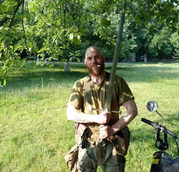 &laquo;Поховай мене поруч із&nbsp;бійцями, які лежать на&nbsp;полі Полтавської битви&raquo;: історія шведа, який знайшов в&nbsp;Україні своє кохання і&nbsp;загинув за&nbsp;її&nbsp;свободу