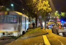 В Одессе трамвай наехал на мужчину: что с потерпевшим