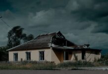 В Украине выйдет документальный фильм «Горе Грозы» об обстреле села на Харьковщине