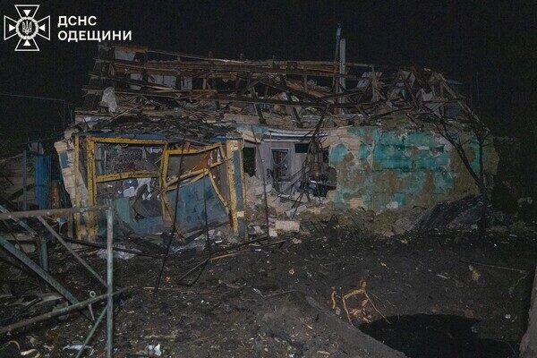 Массированная атака на Одессу и Одесчину: есть повреждения энергообъектов, пострадала женщина Массированная атака на Одессу и Одесчину: есть повреждения энергообъектов, пострадала женщина