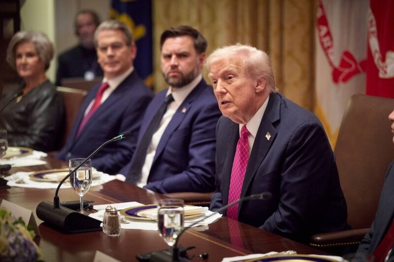 Зеленський розкрив деталі розмови з&nbsp;Трампом: говорили про ППО, далекобійну зброю та&nbsp;Будапешт