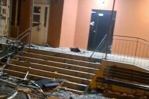 В Одессе БпЛА попали в многоэтажки: среди пострадавших дети, в том числе младенец