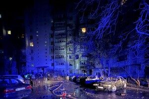 В Одессе БпЛА попали в многоэтажки: среди пострадавших дети, в том числе младенец