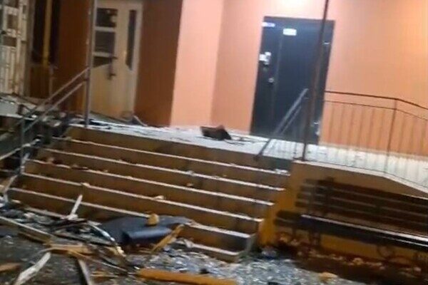 В Одессе БпЛА попали в многоэтажки: среди пострадавших дети, в том числе младенец