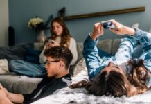 Meta начинает удалять австралийских подростков из Instagram и Facebook