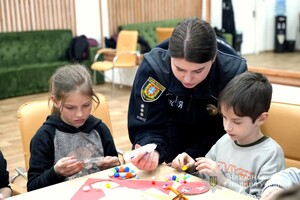 Писанки и национальные традиции: в Одессе ювеналы устроили Пасху для детей-ВПЛ