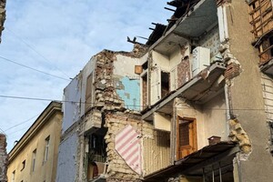 Россияне ударили по жилым домам в Одессе: есть жертвы и более полутора десятка пострадавших (обновлено) Россияне ударили по жилым домам в Одессе: есть жертвы и более полутора десятка пострадавших (обновлено)