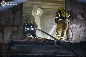 Ночной удар по жилому сектору Одессы: пострадали люди