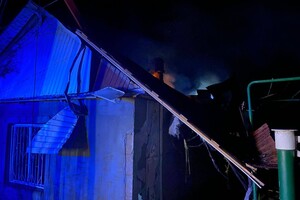 РФ нанесла удары по Одесчине: пострадали люди, загорелось судно