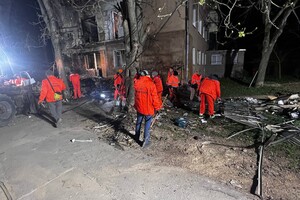Ночной удар по жилому сектору Одессы: пострадали люди
