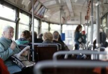 Рада може скасувати безкоштовний проїзд пенсіонерів у громадському транспорті: подробиці законопроекту