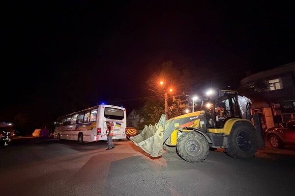 РФ ударила по многоэтажке в Одессе: есть пострадавший РФ ударила по многоэтажке в Одессе: есть пострадавший
