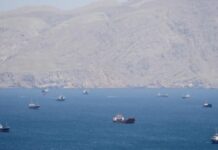 США угрожают санкциями судоходным компаниям за уплату иранских пошлин